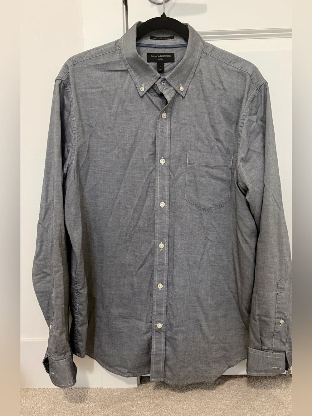 Banana Republic Men's Grey Button-Down Oxford Shirt